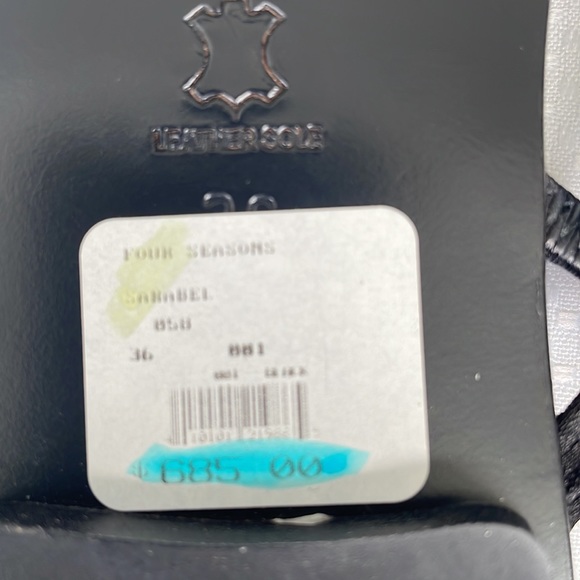 Pedro Garcia, Swarovski Crystal Sandals, Size 36, US 6 , with Shoe Bag - Picture 3 of 6